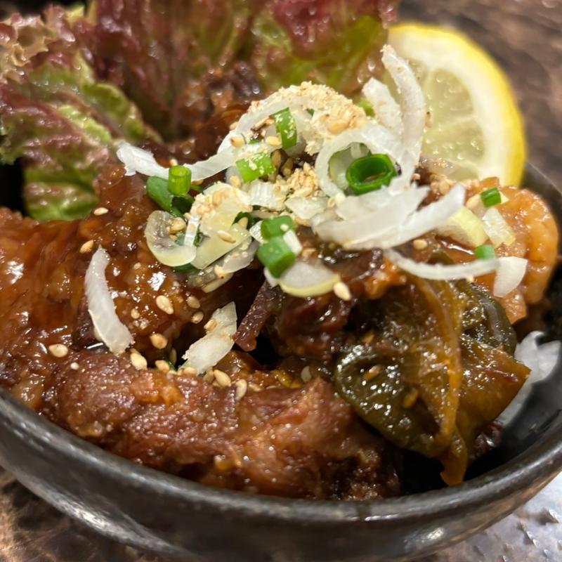 タン下の角煮(秋元)