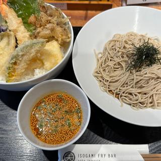 ピリ辛ごま豆乳ざるそばと天丼(ISOGAMI　FRY　BAR （イソガミ フライ バル）)