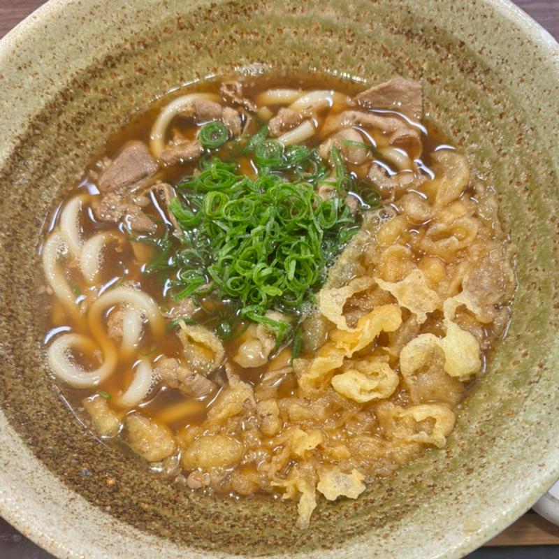 肉盛りうどん(杬之蔵 イオンモール京都桂川店 （モトノクラ）)