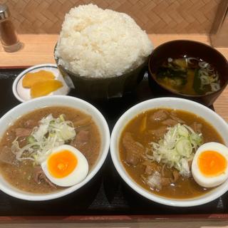 もつ煮込2色盛定食(もつ煮込 定食 よし川)