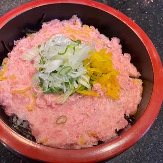 とろたく丼(すし銚子丸 松戸岩瀬店)