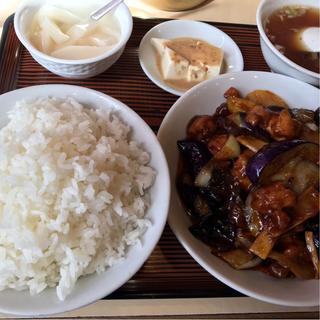 鶏肉と茄子の味噌辛味炒め定食　(聚宝)