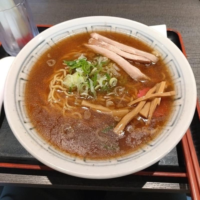 あさめししょうゆらーめん(らーめん山頭火 旭川本店)