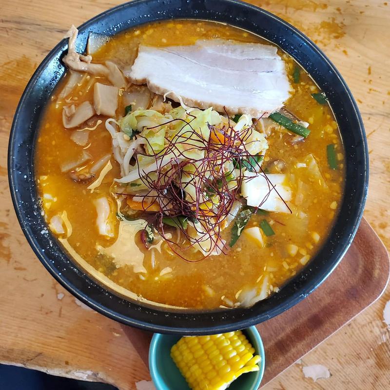 辛味噌ラーメン 大盛(めだかのがっこ)