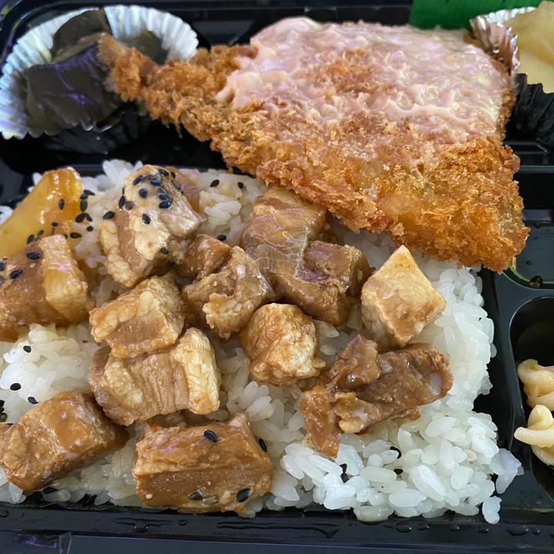 豚焼き鳥丼風弁当(大吉本店)