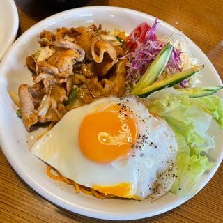 豚こま肉とキャベツの焼肉（サービスランチ）(パタパタコーヒーハウス)