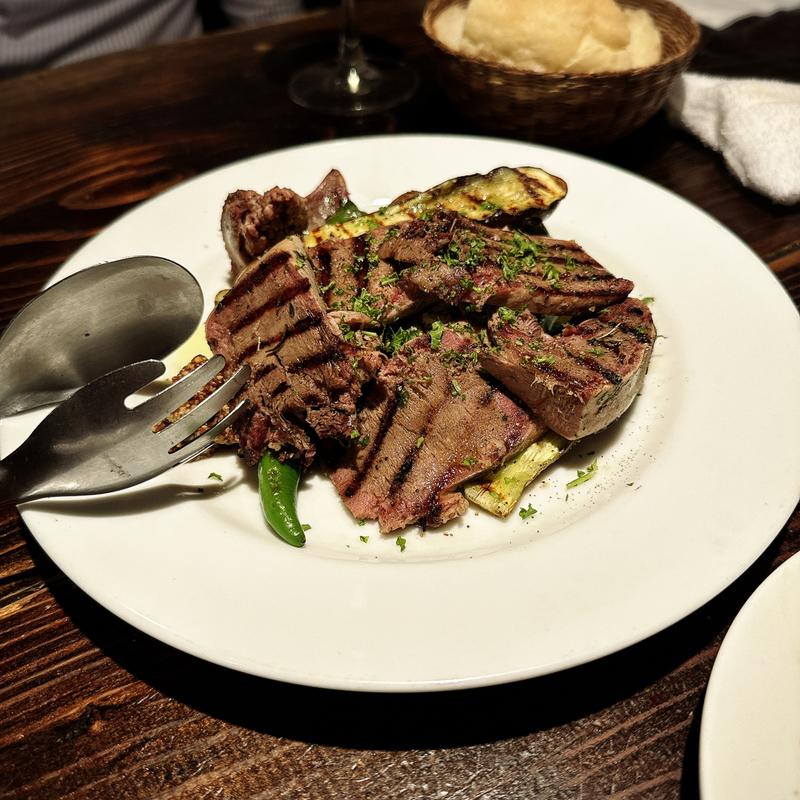 豚タンのグリル(デル・チャルロ （Del Chalro）)