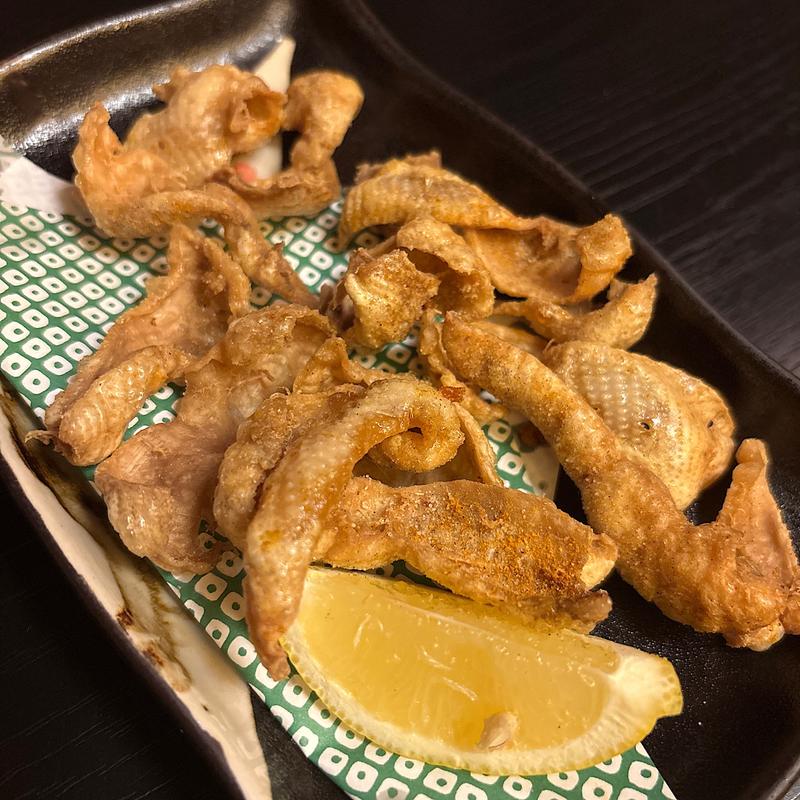 鶏皮揚げ(串ひろ )