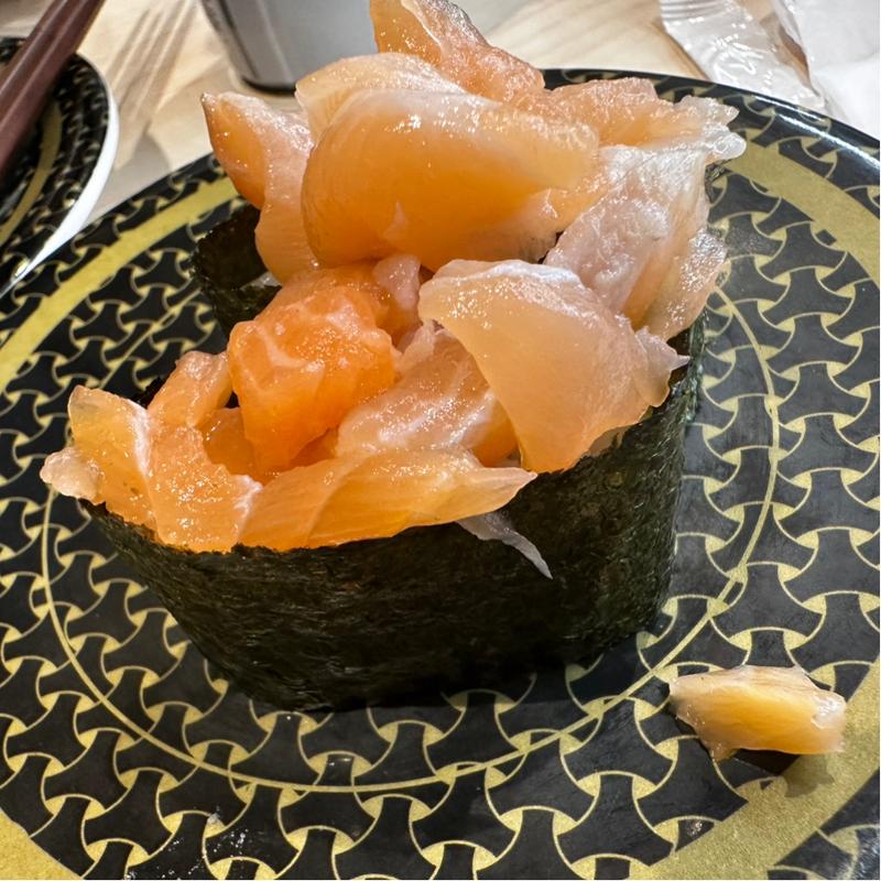 サーモン軍艦(はま寿司 足立東和店)