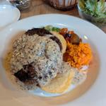 牛シキンボウ(モモ肉)ステークアッシュ粒マスタードクリームソース