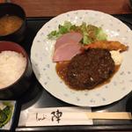 国産牛ハンバーグとエビフライとロースハム定食(しゃぶしゃぶ すき焼き しゃぶ陣 堺筋本町)