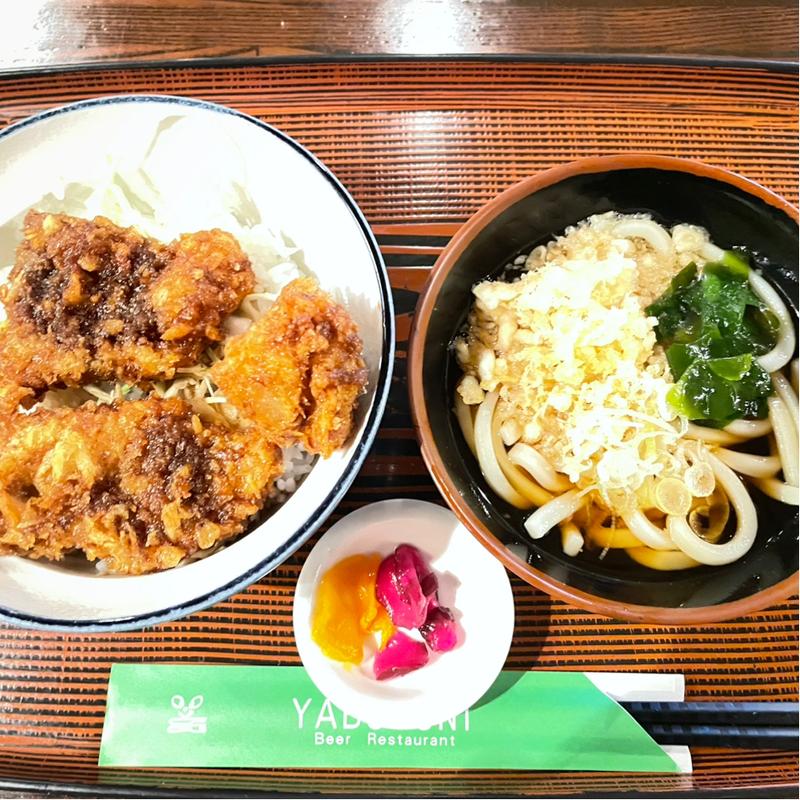ソースかつ丼・たぬきうどん(やぶ国)