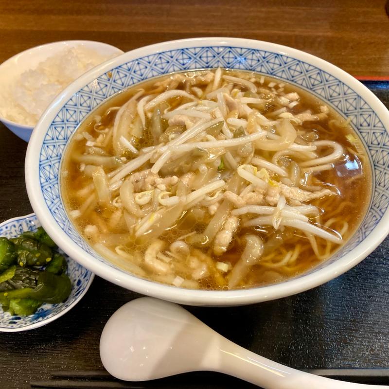 豚肉とザーサイのせラーメン(中国食堂 城満 （ジョウマン）)