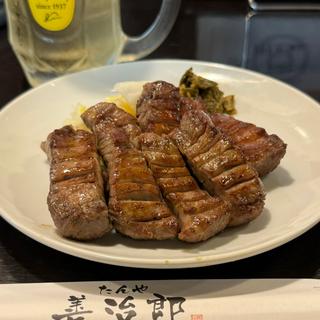 真中たん(3枚9切れ)(たんや善治郎 仙台駅前本店)