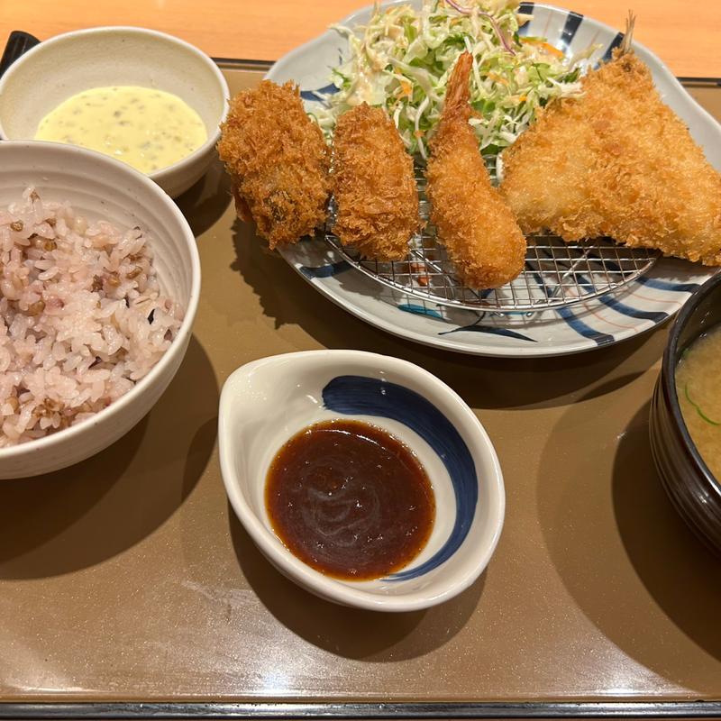 アジフライミックス定食(やよい軒 日野店)