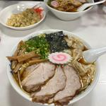 ワンタン麺 大盛り