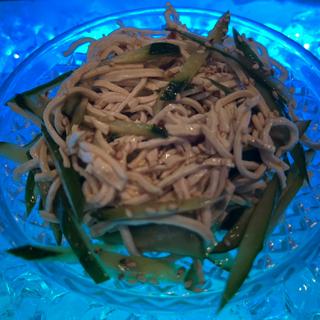 干し豆腐の中華和え(桃白白)