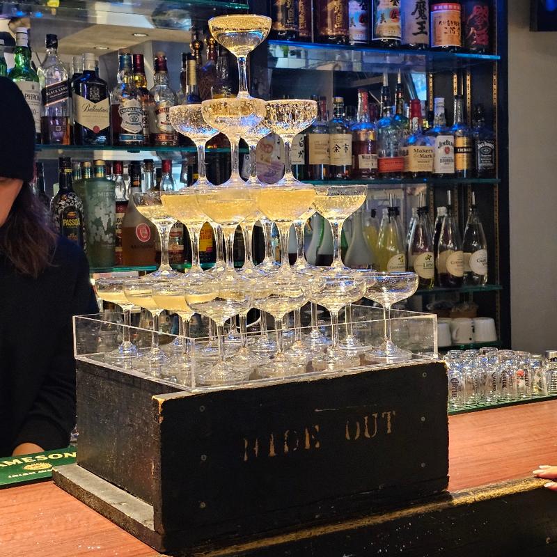 シャンパンタワー(HIDE OUT 渋谷)