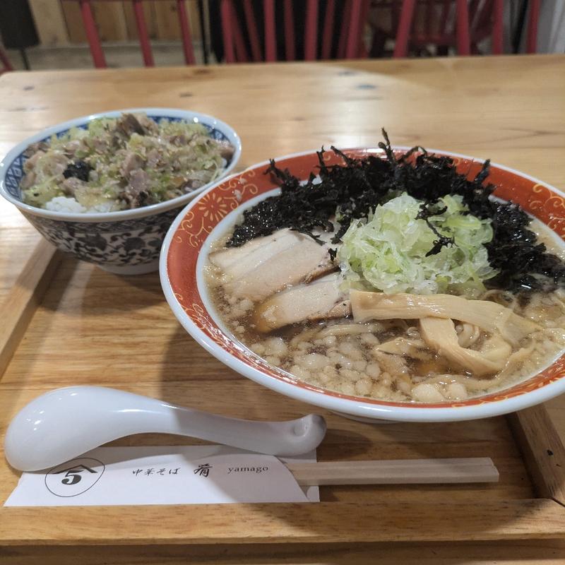 背脂バラ海苔中華（手揉み太麺）(中華そば 肴 yamago(ヤマゴ))