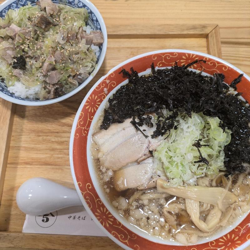 背脂バラ海苔中華(中華そば 肴 yamago(ヤマゴ))