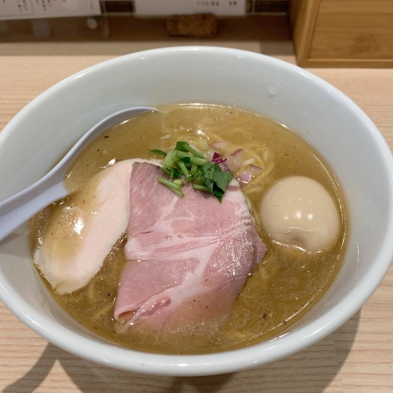 貝と焼きあごの中華そば（塩）(中華そば くらむ)