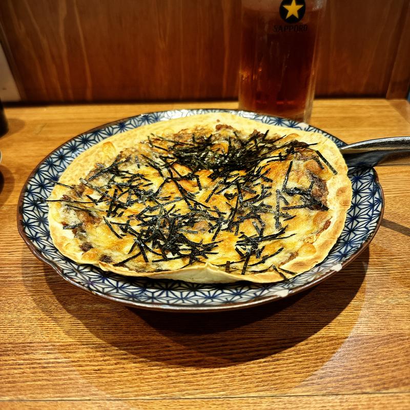 のり納豆ピザ(大衆酒場カラカゼ)