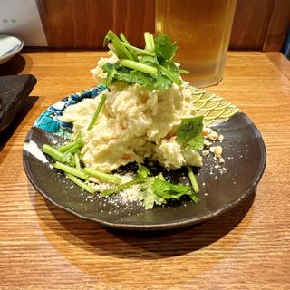 グリーンカレーポテトサラダ(大衆酒場カラカゼ)