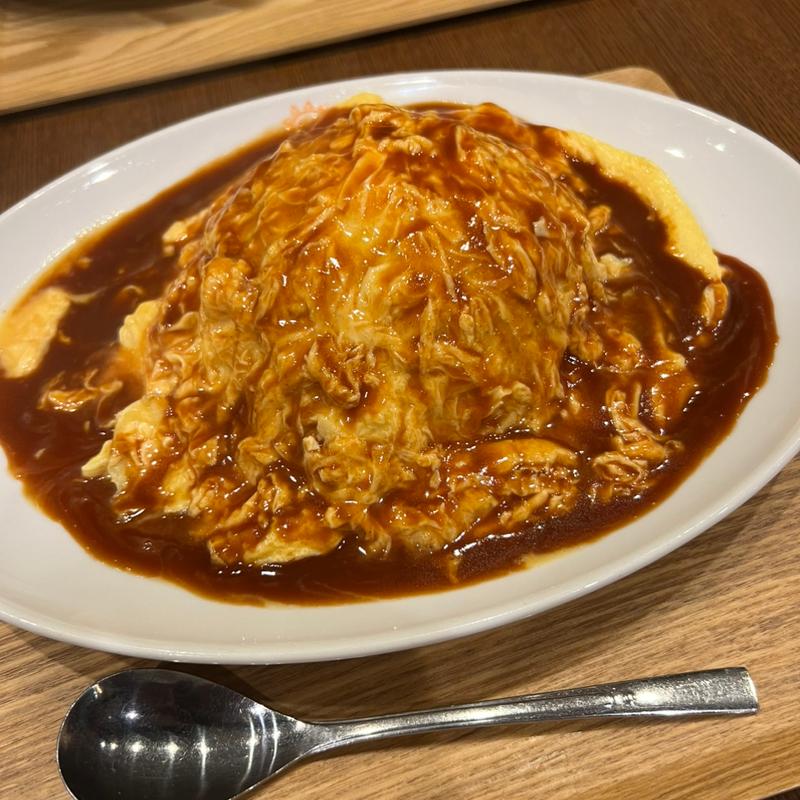 とろとろオムライス(洋食の太陽)