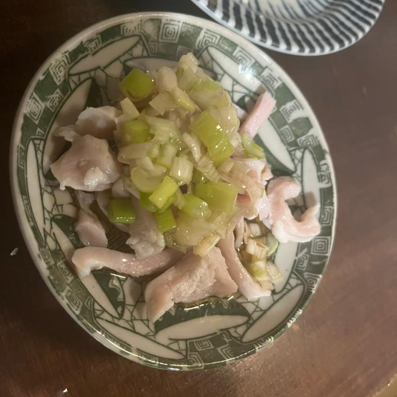 ガツ刺し(立呑み串焼き 大阪焼トンセンター 難波千日前店)