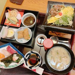 握り松花堂瓦そば御膳(みほり峠 五日市店 （和麺旬彩）)