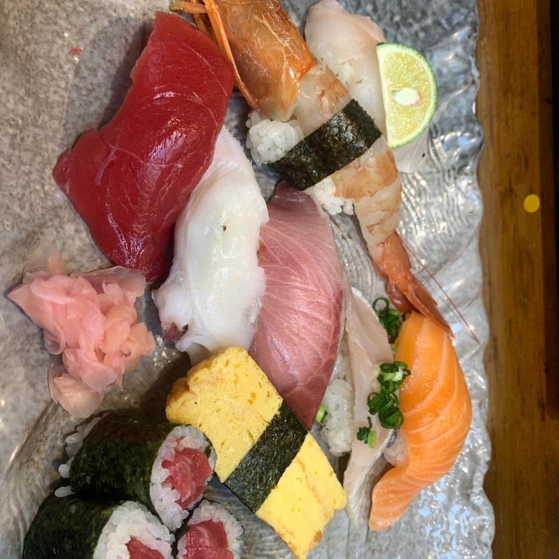 まる辰にぎり(すし処 まる辰)