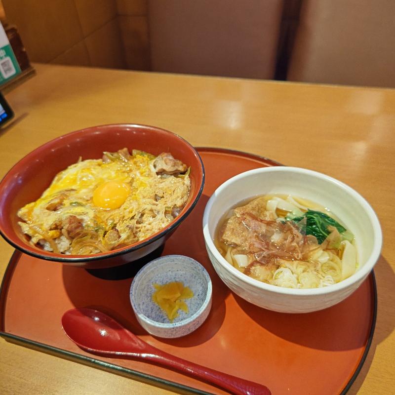 名古屋コーチン丼きしめんセット(味の民芸 丸山台店)