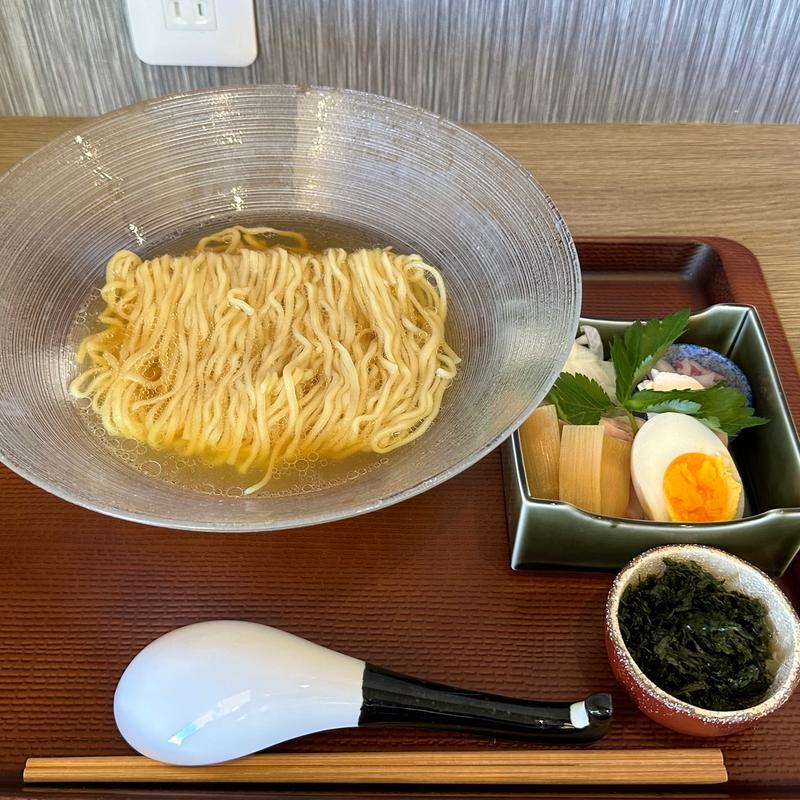 冷し煮干しそば(麺あかざわ)