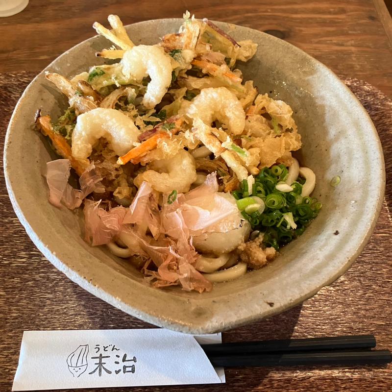 野菜と小海老のかき揚げぶっかけ(うどん末治)