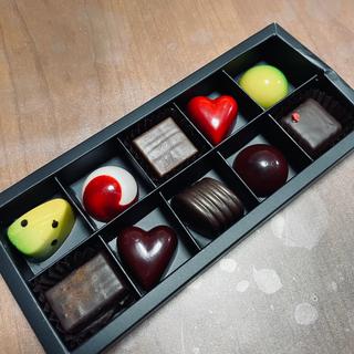 ショコラ(シャンドワゾー グラシエ ショコラティエ)