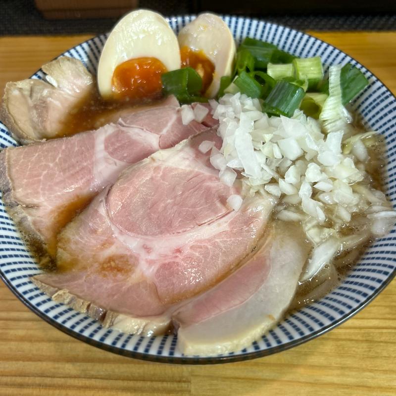 特製煮干しらーめん(煮干し 一直線)