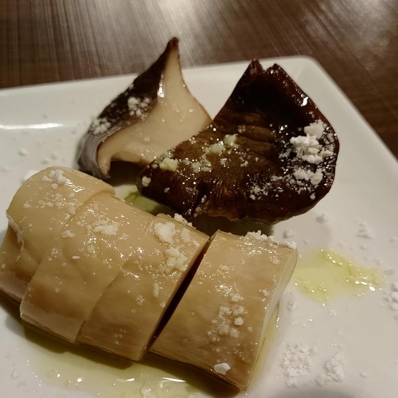 エリンギ(肉山 )