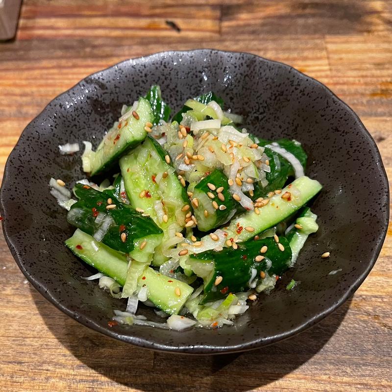 タタキきゅうり(ホルモン和 （ホルモンカズ）)