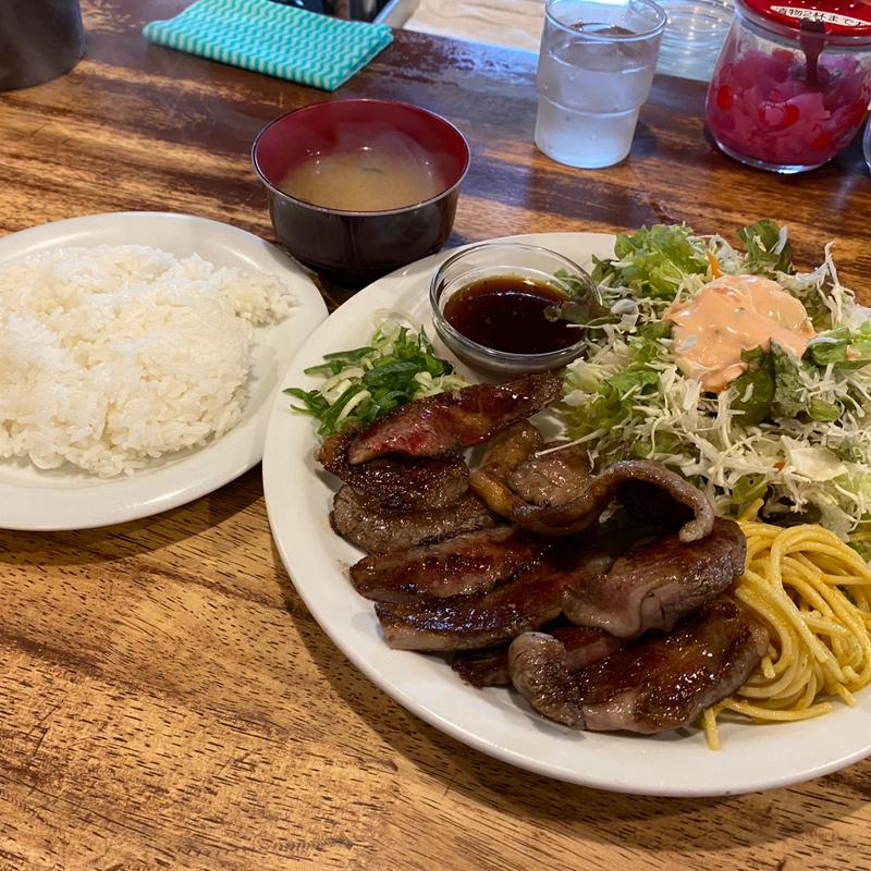 和牛カルビ定食(ステーキハウス キューブ)