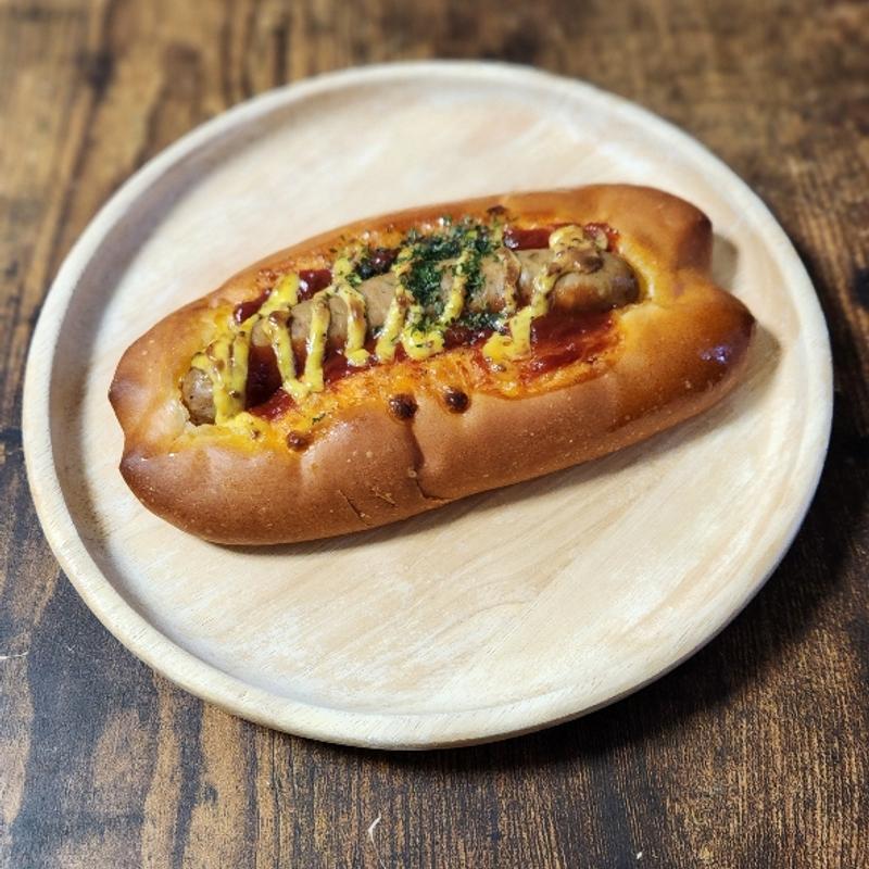 ウインナーパン(ベーカリー柳月堂 （ベーカリーリュウゲツドウ）)