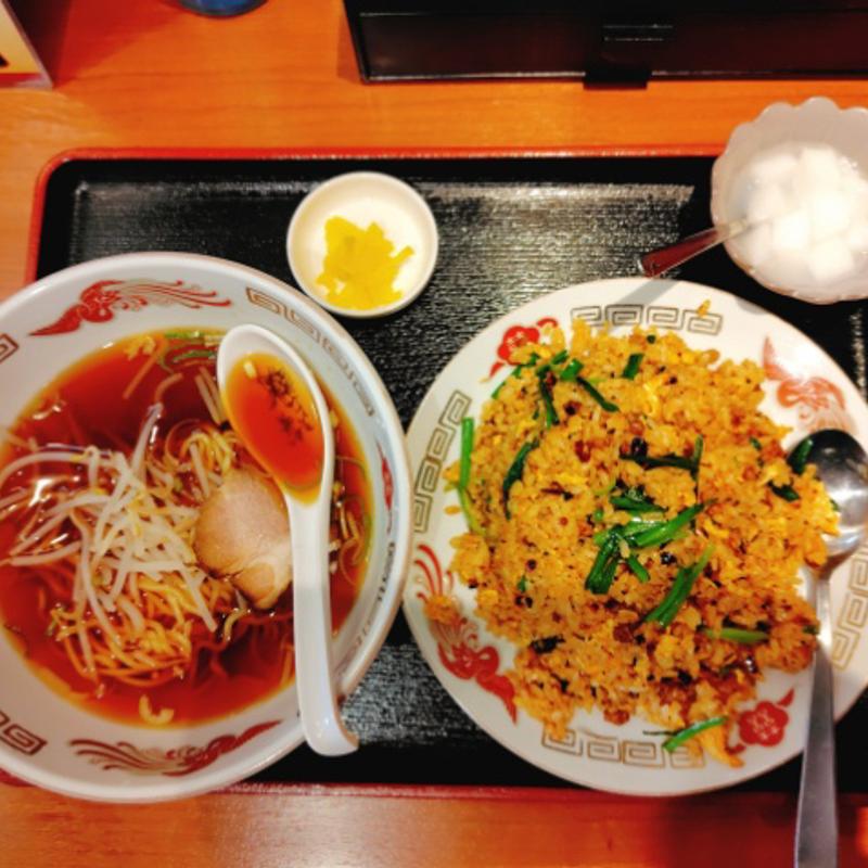 ニラと肉炒飯、ミニラーメンセット(福家)