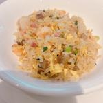 具だくさんのチャーハン