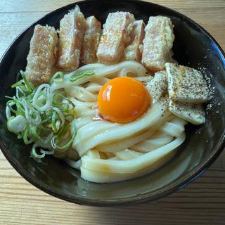 バター釜玉うどん