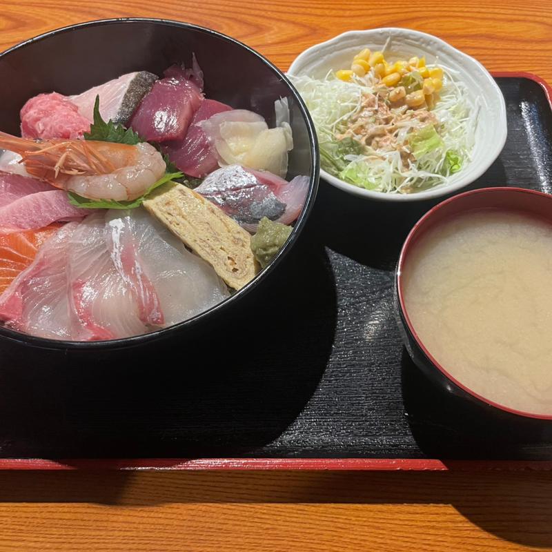 海鮮丼・大盛り(秋葉原漁港 快海 （あきはばらぎょこう かいかい）)