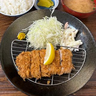 ヒレかつ定食（釜焼き仕上げ）