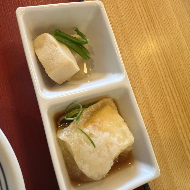 高野豆腐と揚げ出し豆腐(まいどおおきに食堂三木大村店)