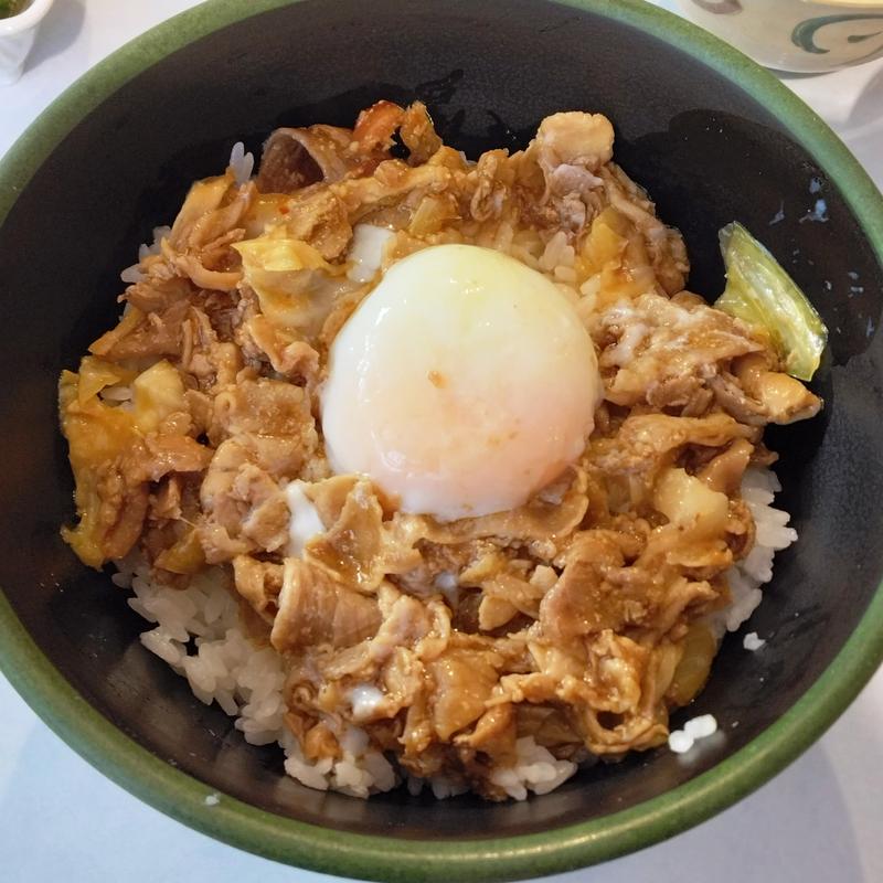 すずかけ台パワー丼(中)(東京科学大学つばめ生協すずかけ台食堂)
