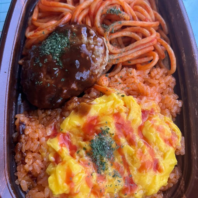 人気の洋食プレート(マミーマート 八潮伊草店)