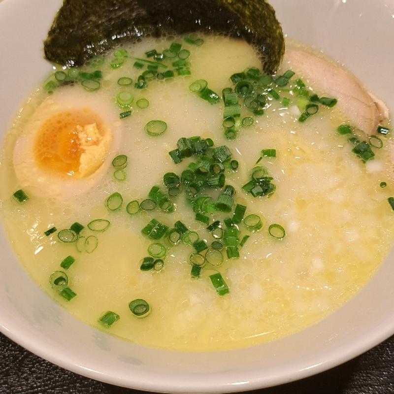 鶏白湯ラーメン(炭焼き×ハイボール 串焼 昌)