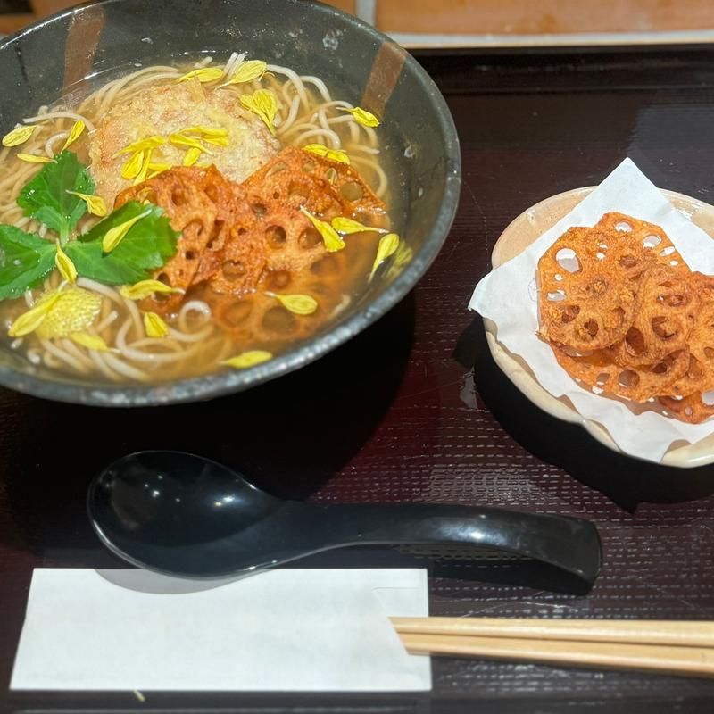 笑福レンコンさんのすり流し蕎麦(そば康五郎)